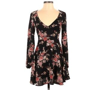 FOREVER 21 LONG SLEEVE DRESS | SIZE S